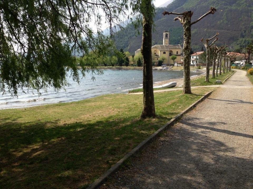 Chalet Con Piscina Garzeno エクステリア 写真